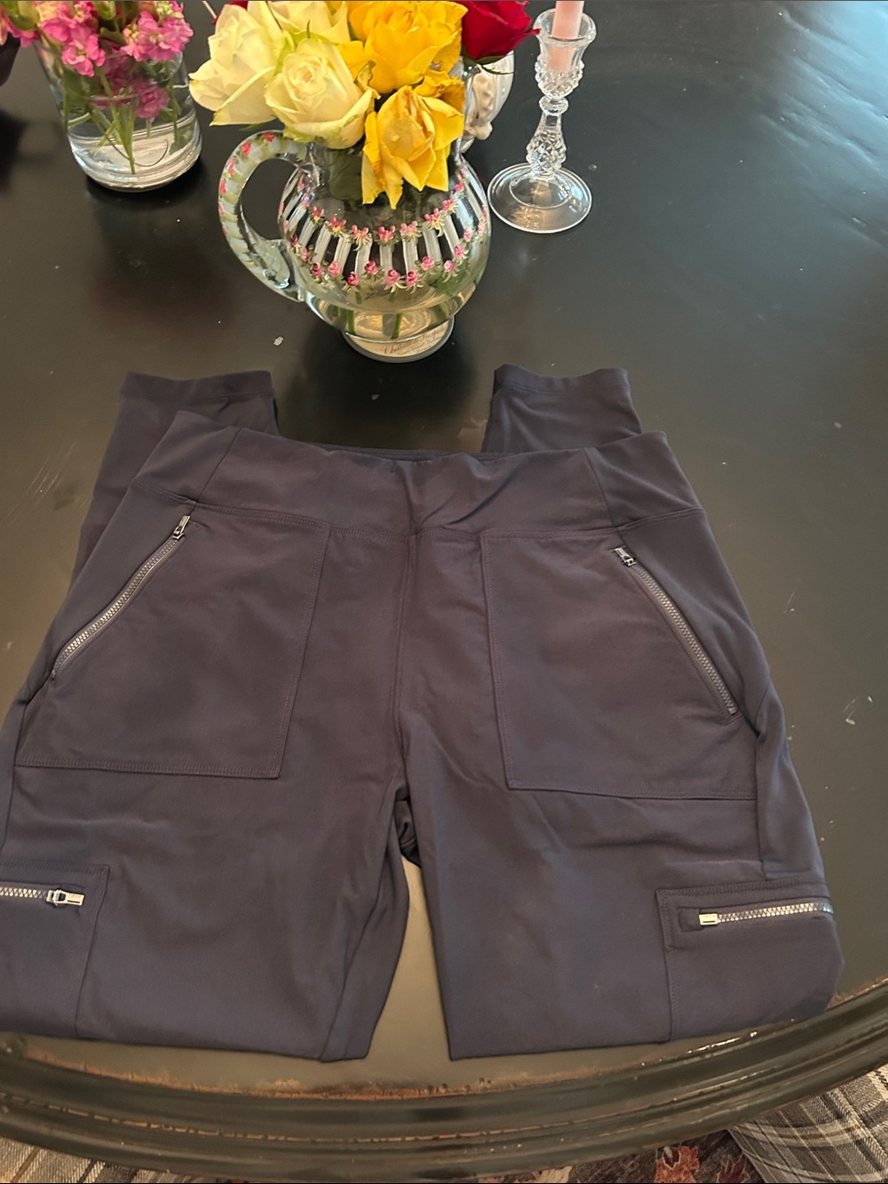 Athleta Women’s Navy Cargo Pants with Zip Pockets NWOT